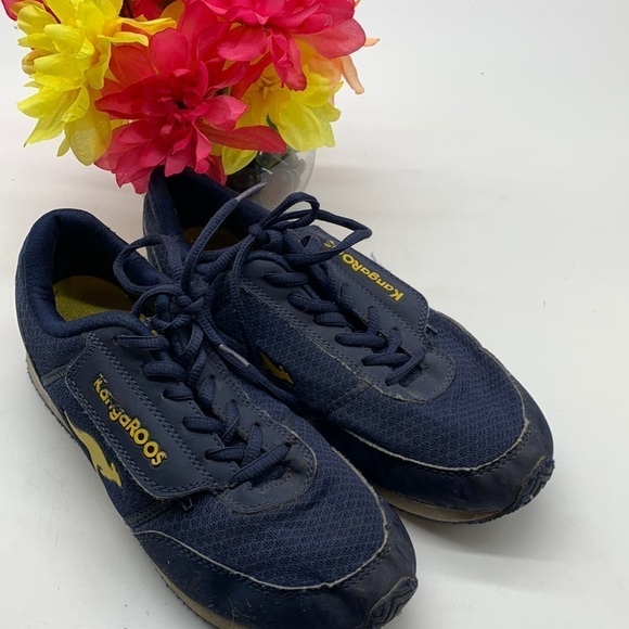 KangaROOs Blue Yellow Vintage Sneakers Sz 6. SNK0317C - Picture 1 of 7